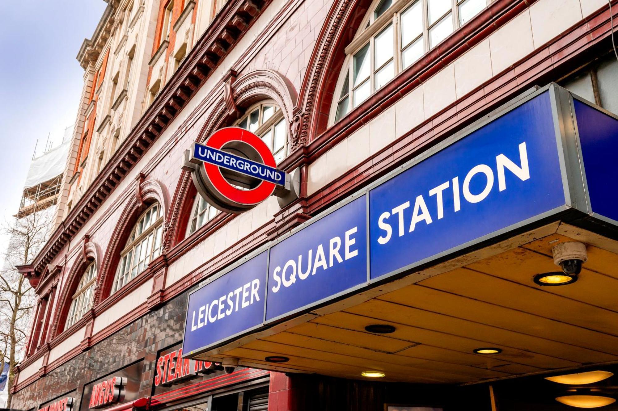 Welcome London St Martin'S Екстериор снимка
